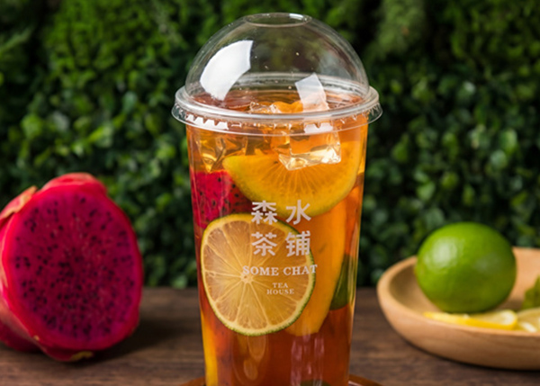 一杯茶的视觉叙事：从产品到场景，饮品摄影的高级感密码